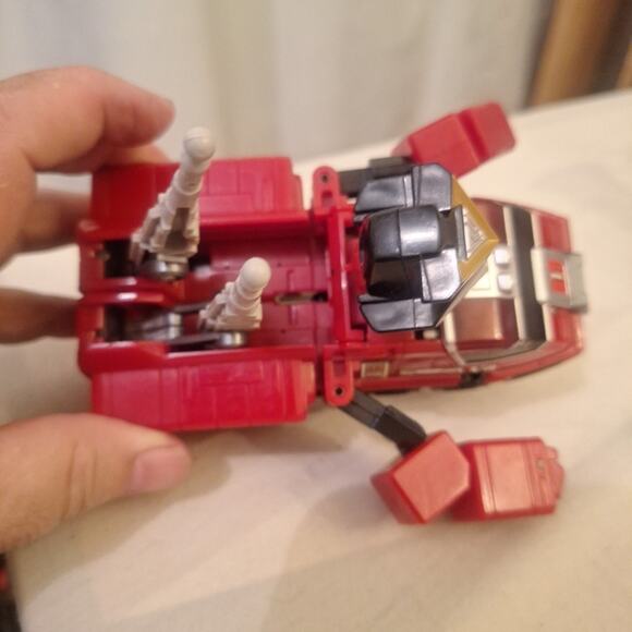 Power Rangers Turbo Deluxe Rescue Megazord Fire Truck Red 1997 - Picture 6 of 8